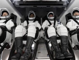 Экипажу Crew Dragon рекомендовано поменьше пользоваться корабельным туалетом