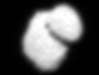 Комета, к которой направляется “Розетта”, оказалась двойной