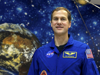 Командование МКС передали астронавту NASA