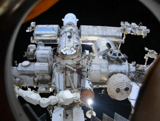 Космонавты на МКС продолжают готовиться к выходу в открытый космос