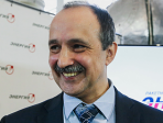 Поля тюльпанов сфотографировали из космоса