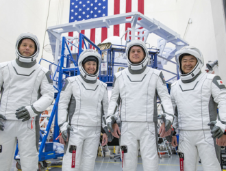 Продолжается подготовка к запуску миссии Crew-2