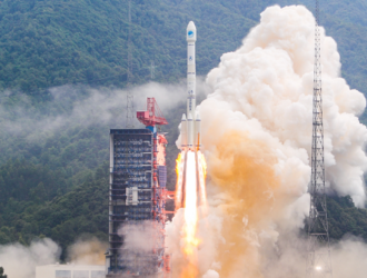 Спутник связи APSTAR-6D передан заказчику