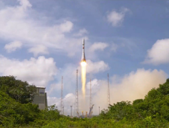 Французский спутник СSO-2 запущен с космодрома Куру