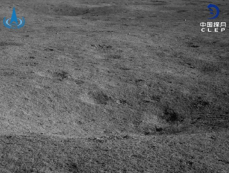 Китайский зонд «Чанъэ-4» возобновил работу в 24-й лунный день