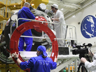 Авторский осмотр корабля «Союз МС-18» и накатка головного обтекателя