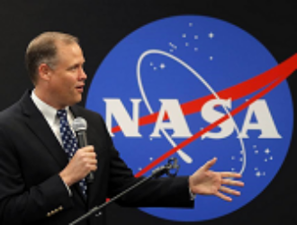 Директор NASA сообщил, что будет праздновать успех лишь после стыковки Crew Dragon с МКС