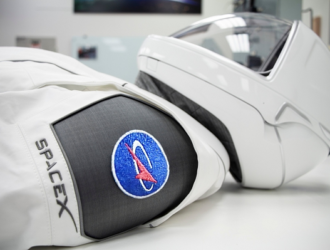 NASA надеется в следующем году запустить российского космонавта на корабле Crew Dragon