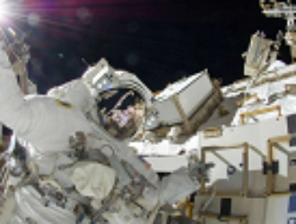 Астронавты NASA завершили выход в открытый космос
