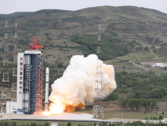 Китай успешно вывел на орбиту четыре исследовательских спутника