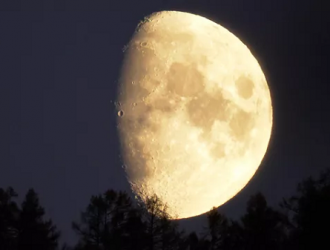 В образцах с Луны обнаружили новый возобновляемый источник воды
