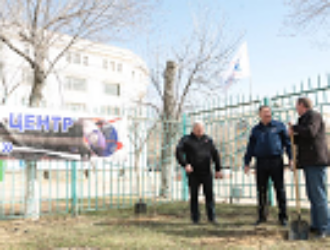 На Байконуре высадили Аллею Ю.А. Гагарина