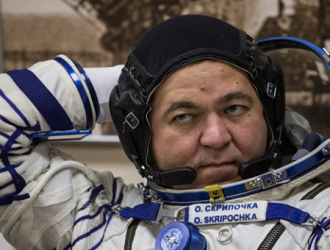 Олег Скрипочка пожаловался на пыльный корабль с подарками к Новому году