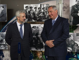 Роскосмос и Россотрудничество подписали соглашение о сотрудничестве