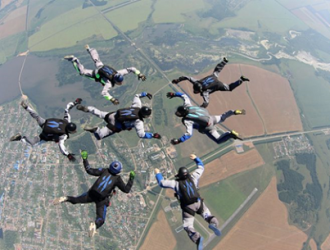 Кандидаты в космонавты приступили ко 2 этапу парашютной подготовки