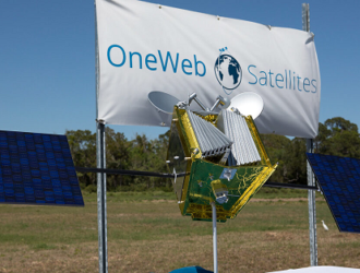 Новая партия спутников OneWeb прибыла в Россию
