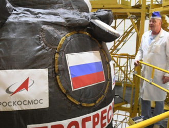 Проведены авторский осмотр и накатка головного обтекателя корабля «Прогресс МС-20»