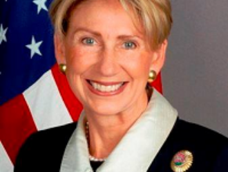 Барбара Барретт назначена новым министров ВВС США