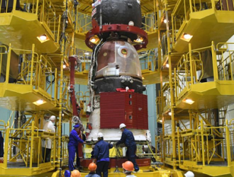 Корабль «Союз МС-19» состыкован с переходным отсеком