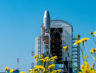 «Союз-2.1б» установили на стартовый стол Восточного перед запуском спутников OneWeb