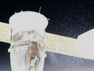 Выход российских космонавтов в открытый космос отменён