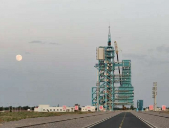 На космодроме Цзюцюань продолжается модернизация стартового комплекса для РН “Чанчжэн-2F”