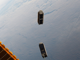 С борта МКС запущены два спутника