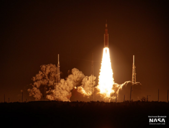 Миссия Artemis-1 началась