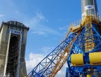 Ракета «Союз-СТ-Б» установлена на стартовой площадке космодрома в Гвиане