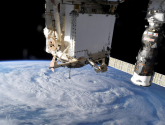 Космонавты сообщили о продолжающейся утечке воздуха на МКС