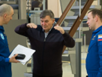 Анатолий Иванишин и Иван Вагнер сдали экзамен по ручному сближению