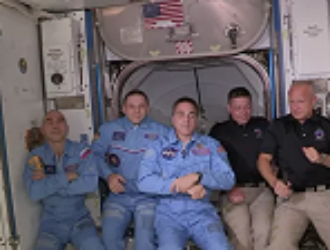 Российские космонавты на МКС примут участие в голосовании по Конституции