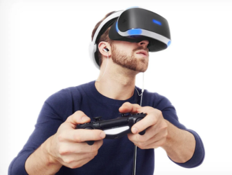 В России создали имитатор невесомости для космонавтов с экзоскелетом и VR-шлемом