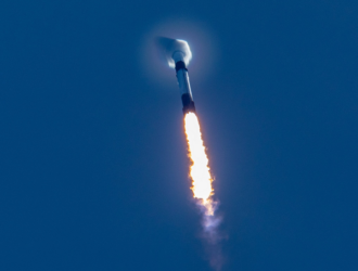 SpaceX развернула на орбите очередные 53 спутника Starlink