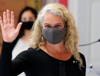 Жюли Пайетт уходит с поста генерал-губернатора Канады