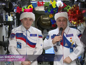 Космонавты с МКС поздравили россиян с наступающим Новым годом