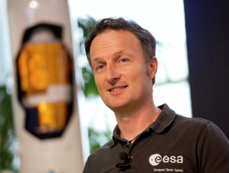 Немецкий астронавт на МКС выйдет в открытый космос в российском скафандре