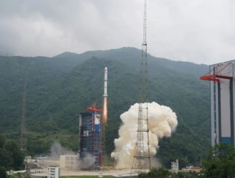 В Китае запущены девять спутников