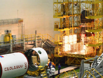 Проверка солнечных батарей грузового корабля «Прогресс МС-19»