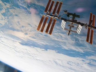 Рогозин заявил, что Роскосмос не разрушает планы по перекрестным полетам