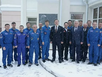 Губернатор Самарской области встретился с отрядом российских космонавтов