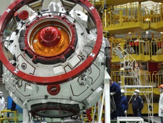 Началась сборка корабля с узловым модулем «Причал»