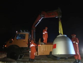 В пустыне Гоби проведены ночные учения по эвакуации возвращаемого аппарата “Чанъэ-5”