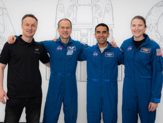 Новый корабль Crew Dragon получил собственное имя