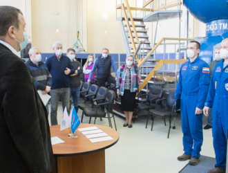 Основной и дублирующий экипажи МКС-65 продолжают сдавать экзамены