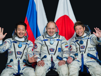 Медкомиссия признала экипаж с японскими туристами годным к полету в космос