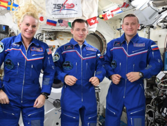 Космонавты с МКС поздравили всех с 20-летием работы станции в пилотируемом режиме