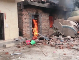 Обломки китайской ракеты упали на жилой дом