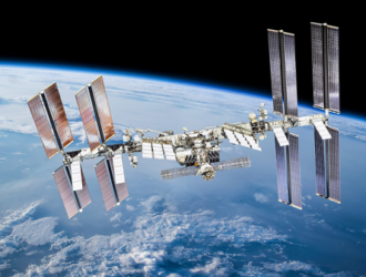 Крикалев заявил, что санкции повлияли на работу Роскосмоса с партнерами по МКС