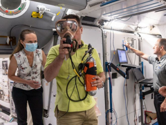 Космонавты вернулись с тренировок из Хьюстона